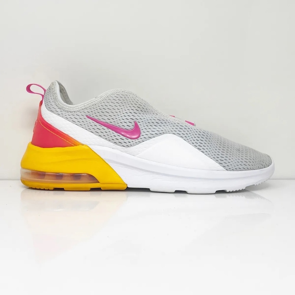 Nike Womens Air Max Motion 2 CJ9996-001 Gray Running Shoes Sneakers size 6.5